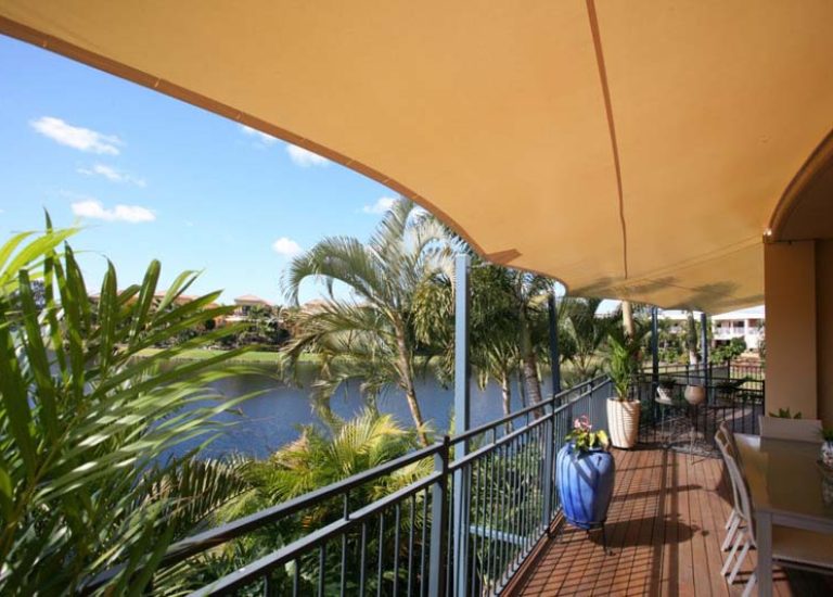 shade sail verandah